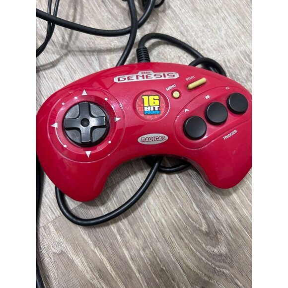 Sega Genesis Mini Console Set 2004 Radica 16 Bit Red - Picture 3 of 6